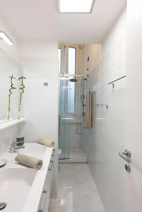 Seneca Apartment Milan Italy